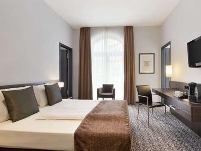 Hotel Ramada by Wyndham Frankfurt Central Station - Bild 2