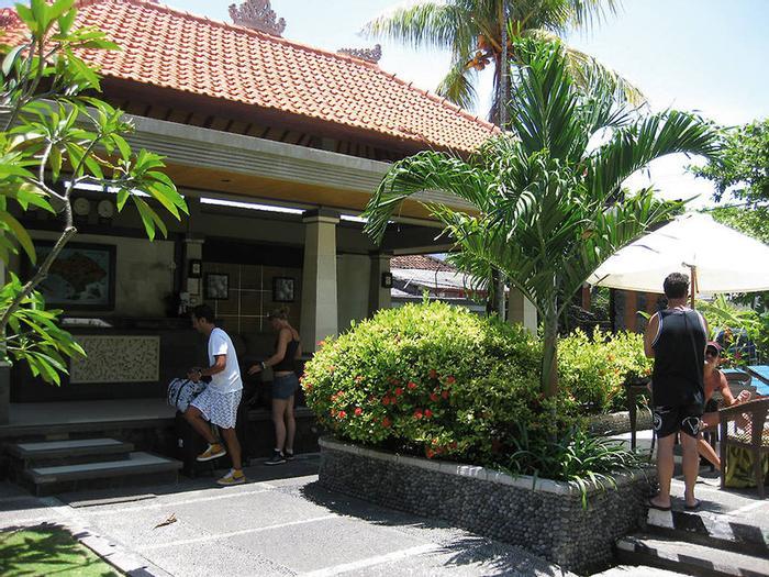 Adi Dharma Hotel Legian - Bild 1