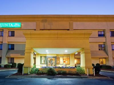 Hotel La Quinta Inn & Suites by Wyndham Columbus State University - Bild 2