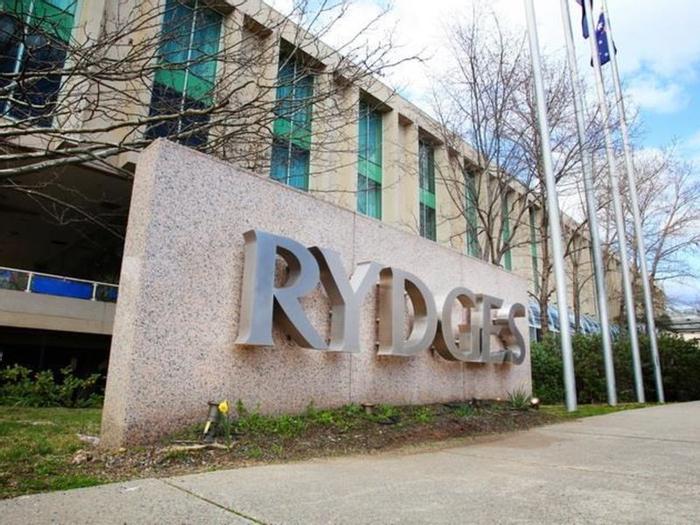 Hotel Rydges Canberra - Bild 1