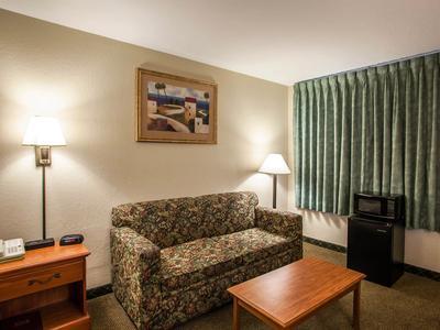 Hotel Economy Inn & Suites - Bild 2