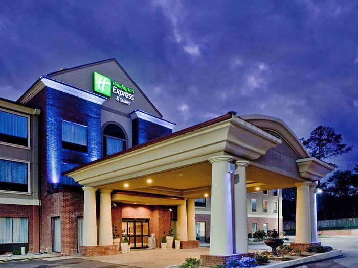 Holiday Inn Express & Suites Laurel - Bild 1