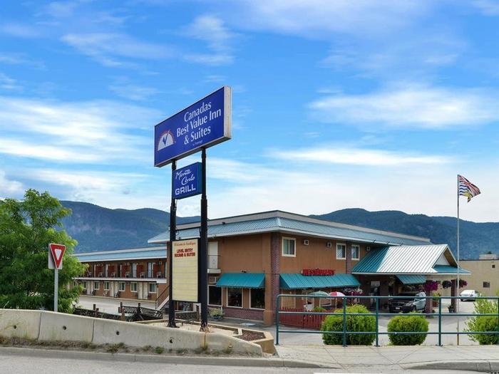 Canadas Best Value Inn & Suites Castlegar - Bild 1