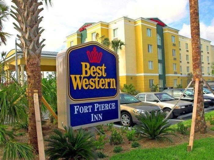 Hotel Days Inn & Suites by Wyndham Fort Pierce I-95 - Bild 1