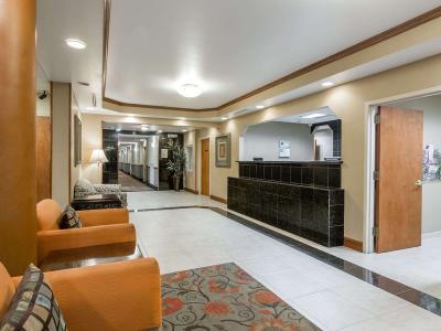 Hotel Days Inn & Suites by Wyndham Fort Pierce I-95 - Bild 5