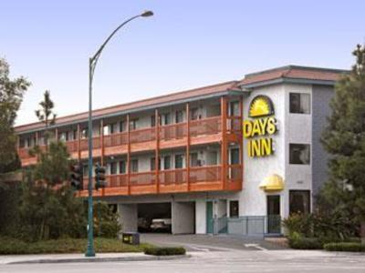 Hotel Days Inn by Wyndham Anaheim West - Bild 3