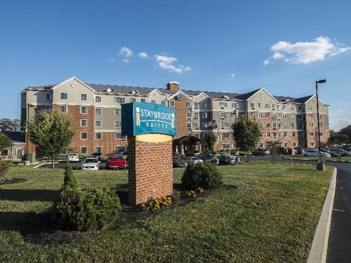 Hotel Staybridge Suites Harrisburg Hershey - Bild 1