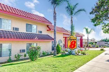 Hotel Super 8 by Wyndham Upland Ontario CA - Bild 3