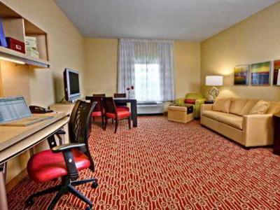 Hotel TownePlace Suites Savannah Airport - Bild 3