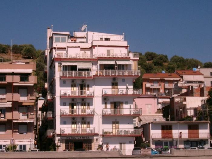 Hotel La Riva - Bild 1