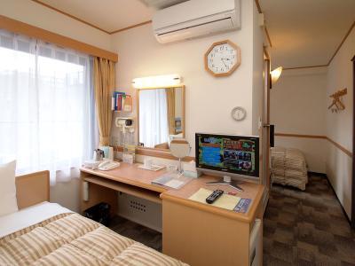 Hotel Toyoko Inn Yokohama Stadium Mae No.2 - Bild 4