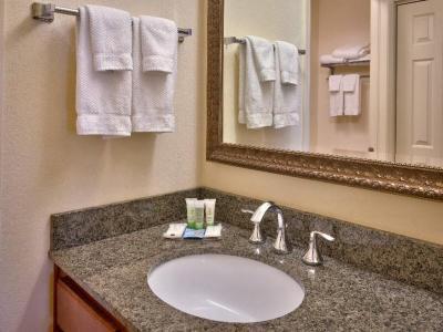 Hotel Staybridge Suites Omaha 80Th And Dodge - Bild 5