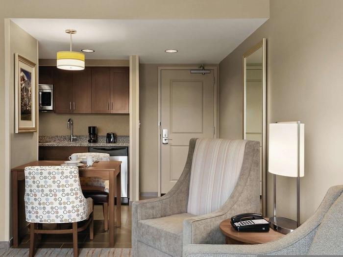 Hotel Homewood Suites by Hilton Charlottesville - Bild 1