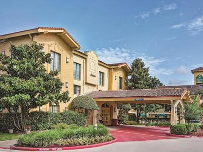 Hotel Super 8 by Wyndham - The Woodlands North - Bild 2