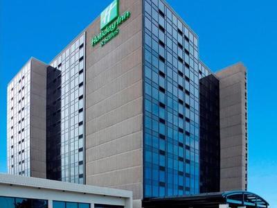 Hotel DoubleTree by Hilton Pointe Claire Montreal Airport West - Bild 2
