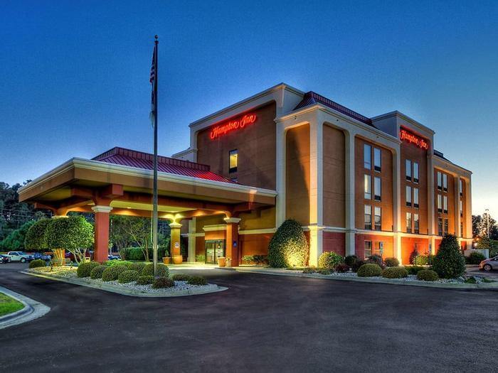 Hampton Inn Goldsboro - Bild 1