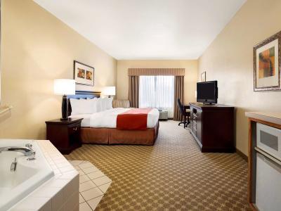 Hotel Country Inn & Suites by Radisson, Clinton, IA - Bild 4