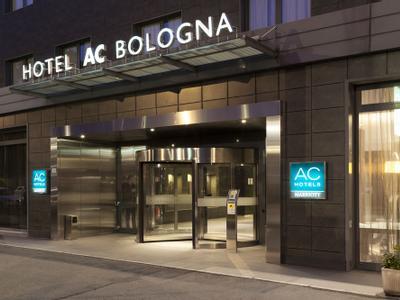 AC Hotel Bologna - Bild 3