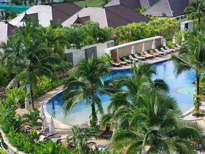 Hotel Alpina Phuket Nalina Resort & Spa - Bild 2