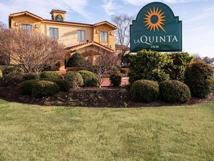 Hotel La Quinta Inn by Wyndham Norfolk Virginia Beach - Bild 1