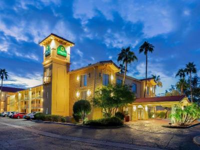 Hotel La Quinta Inn by Wyndham Phoenix Sky Harbor Airport - Bild 3