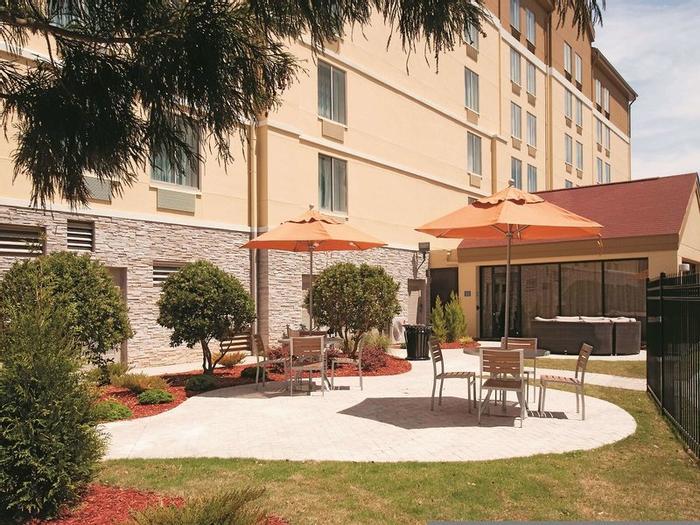 Hotel La Quinta Inn & Suites by Wyndham Atlanta Airport North - Bild 1