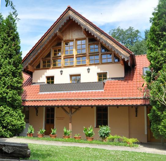 Waldhotel Forsthaus Dröschkau - Bild 1