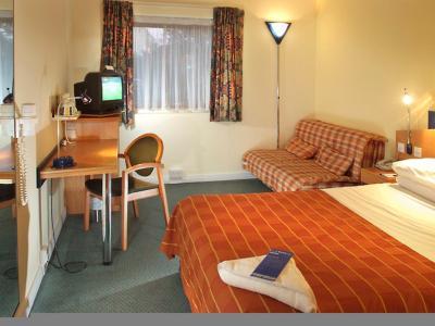 Hotel Holiday Inn Express Taunton M5, Jct 25 - Bild 2