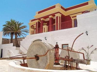 Hotel Masseria Fortificata Donnaloia - Bild 3